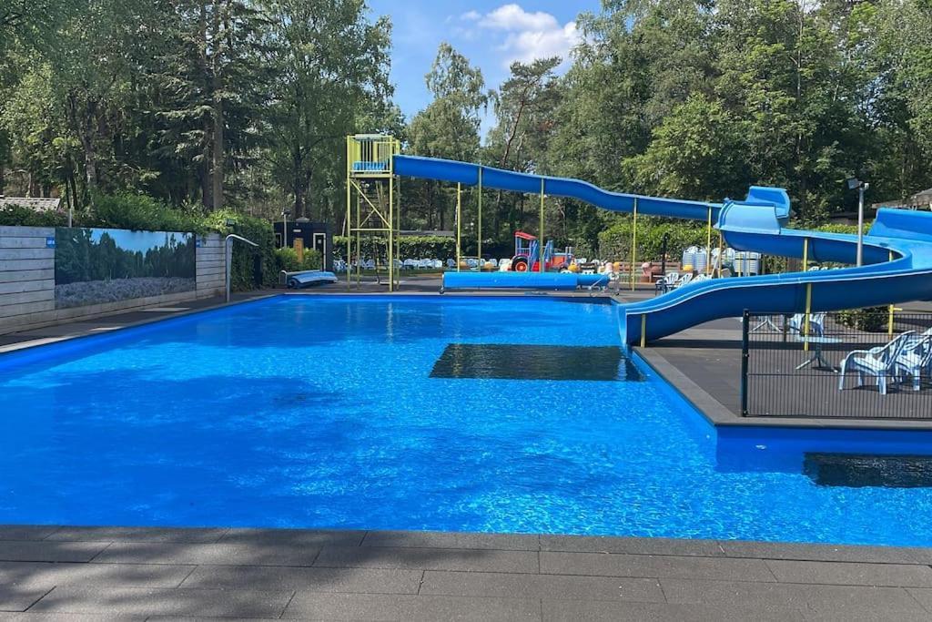 Chalet Toetje Op De Veluwe Hoenderloo Exteriör bild
